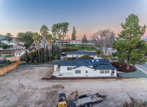 143 Vine St, Lake Nacimiento CA  93446-3736 exterior