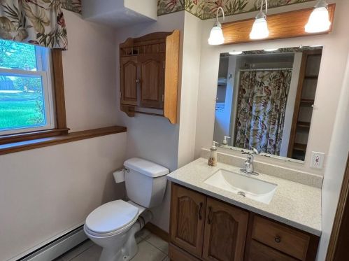 7 Hawthorne Rd, Coventry RI 02816-7630 exterior