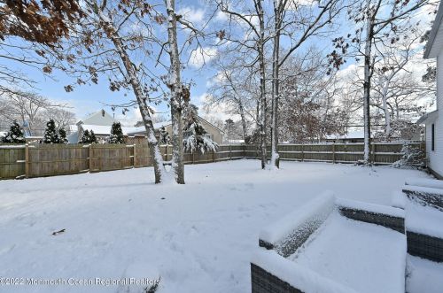 336 Briggs Ave, Lacey NJ  08731-2532 exterior