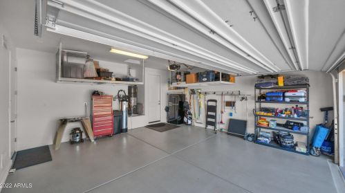 33812 30 Dr, Phoenix AZ exterior