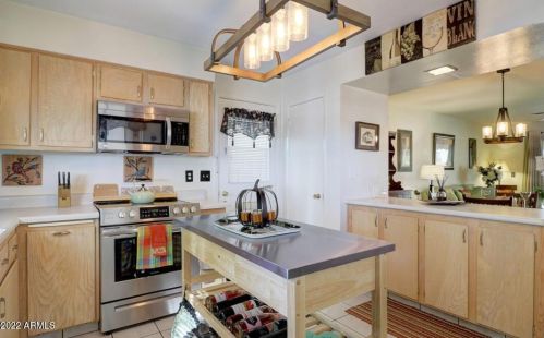 10624 Clair Dr, Sun City, AZ 85351-4449