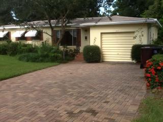 1311 Forest Ave, Orlando, FL 32803-2716