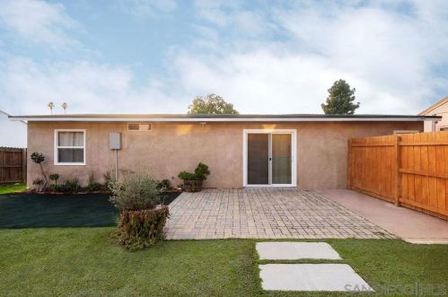 4075-77 Clairemont Dr, San Diego CA exterior