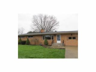 7606 Beverly Ave, Canton, OH 44721-1636