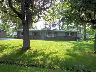 4324 Terrace Dr, Cincinnati, OH 45245-1422