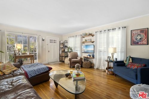 45 65th Pl, Long Beach, CA 90803-5678
