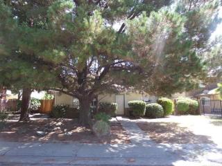 818 Carro Dr, Sacramento, CA 95825-4444