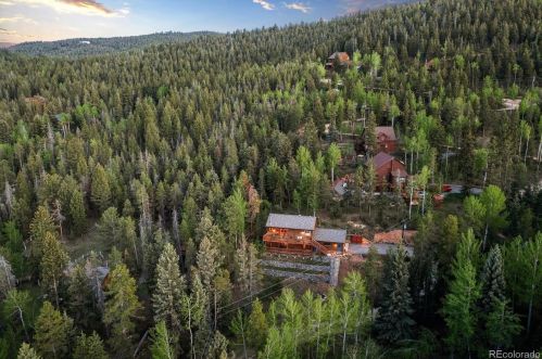 10418 Sunlight Ln, Conifer, CO 80433-8639