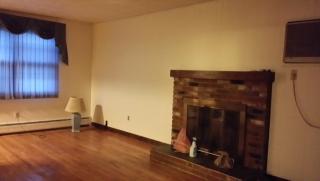 23 Alexander St, Manchester CT  06040-3902 exterior