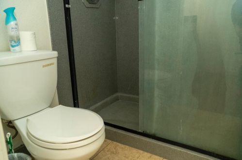 5836 Stretch Dr, Riverbank CA  95367-3110 exterior