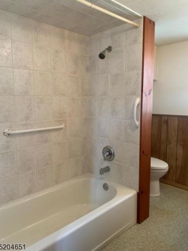 9 Henry St, Oxford NJ  07863-3027 exterior