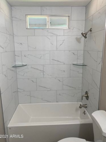 5615 Zoe Ella Way, Glendale AZ exterior