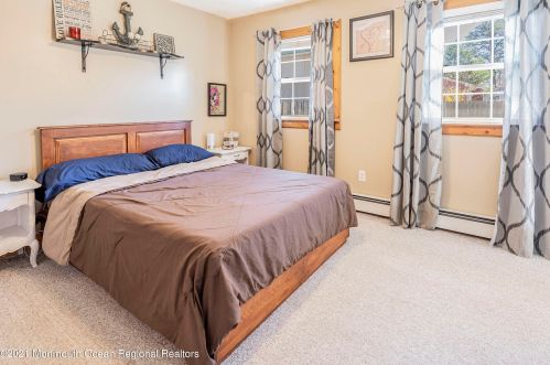 1229 Sylvania Pl, Lacey NJ  08731-4440 exterior