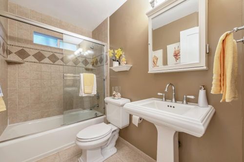 2450 Raleigh Dr, San Jose CA 95124-1759 exterior