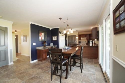 386 Schell Rd, Wilmington OH  45177-9037 exterior