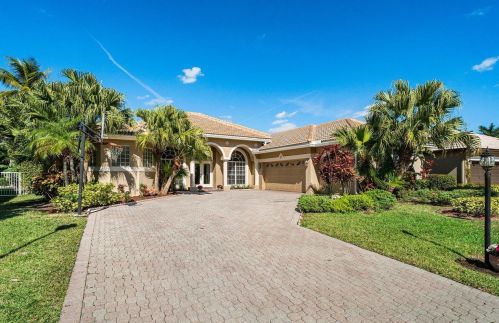 12222 Rockledge Cir, Boca Raton, FL 33428-4810