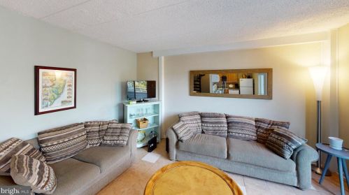 9510 Amherst Ave, Atlantic City NJ  08402-1080 exterior