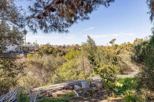 6008 Arosa St, San Diego CA 92115-3812 exterior