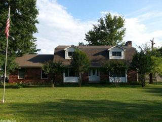 6405 Noble Rd, Jacksonville, AR 72076-9597