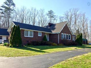 855 Waynesboro Hwy, Waynesboro, TN 38485-6221