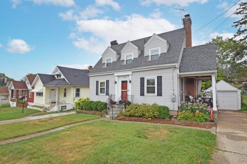 3856 Church Ln, Cincinnati, OH 45211-4415
