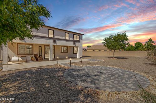 17579 Ivy Ln, Sun City, AZ 85388-1727