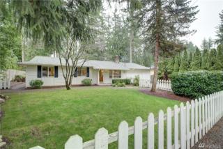 936 207 Pl, Redmond WA  98074-6643 exterior