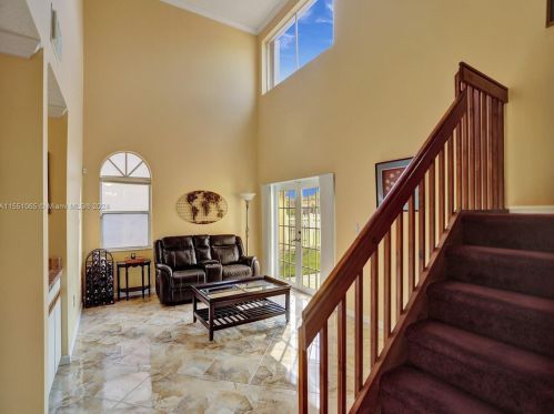 1282 192 Ave, Hollywood FL 33029-5823 exterior