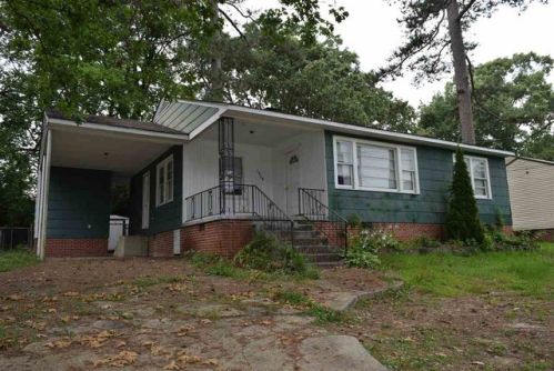 1924 Noccalula Rd, Gadsden, AL 35904-3331