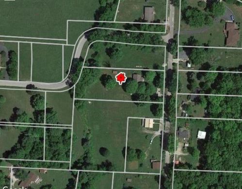 302 Day Ln, Depauw, IN 47115-9024