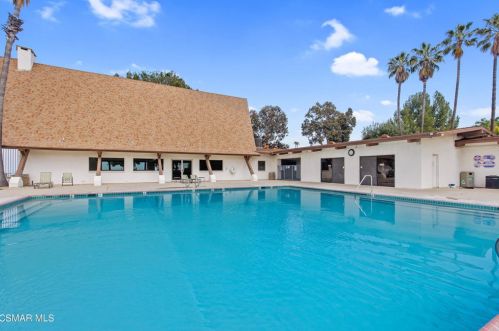 142 Pueblo Ln, Topanga CA  exterior