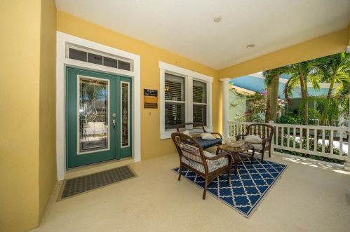 5721 Sea Turtle Pl, Ruskin, FL 33572-3351