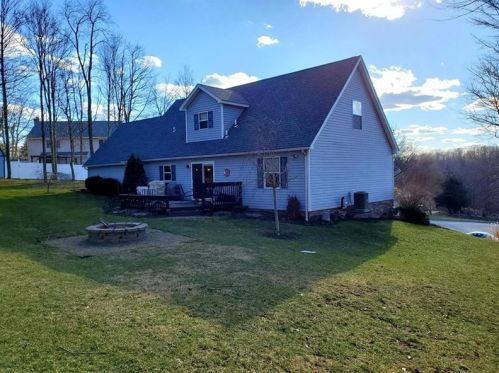 104 Almond Way, Sewickley, PA 15143-8211