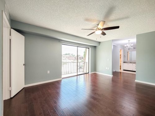 2502 25 Ln, West Palm Beach FL  33418-3572 exterior