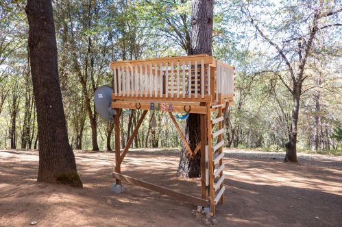 14812 Winding Creek Ct, Grass Valley CA  95949-7514 exterior