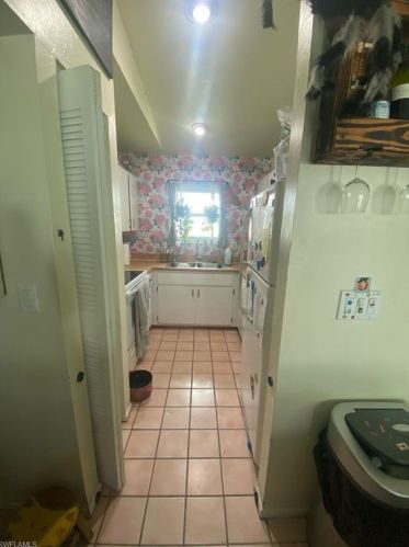 2923 11 Ct, Cape Coral FL  33914-5622 exterior