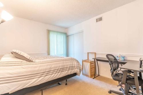 1954 Claudia Ave, Simi Valley CA 93065-3642 exterior