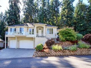 7416 87th St, Puyallup, WA 98371-8543