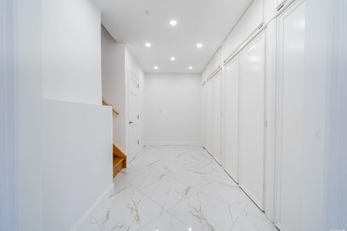 501 Saddle Rdg Rd, Woodsburgh NY  11598-1553 exterior