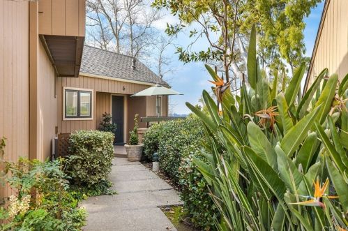 6 Whitewater, Irvine, CA 92603-3431