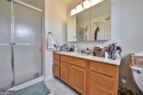 201 Carol Ct, Lansdale PA 19446-1576 exterior