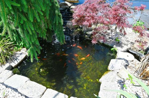 48 Lake St, North Lindenhurst NY  11757-5815 exterior