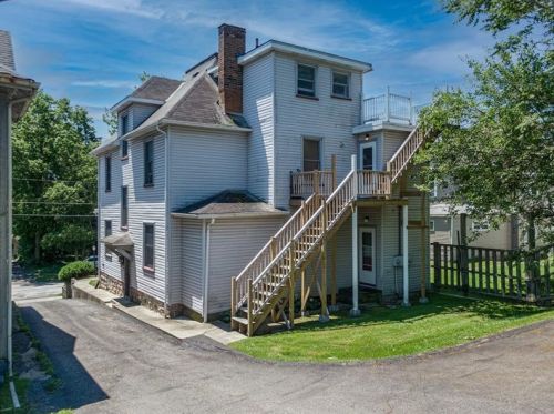 407 Garfield Ave, New Castle, PA 16105-2699