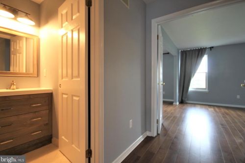 118 Shoal Creek Dr, Blue Bell PA  19422-3250 exterior