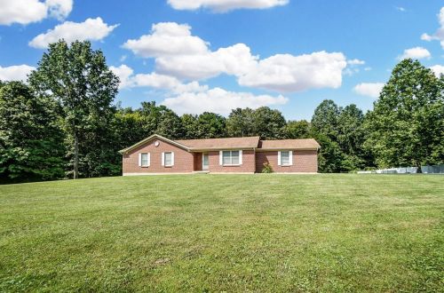 2954 Clermont Farms Rd, Mount Olive, OH 45106-9400
