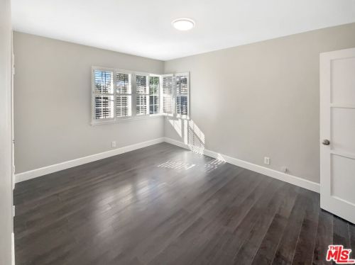 3021 Ostrom Ave, Long Beach CA  90808-4228 exterior