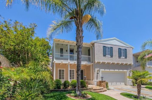 24621 Garland Dr, Santa Clarita, CA 91355-4962