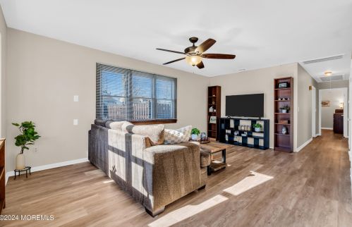 363 Kelly Ave, Bricktown NJ  08724-2230 exterior