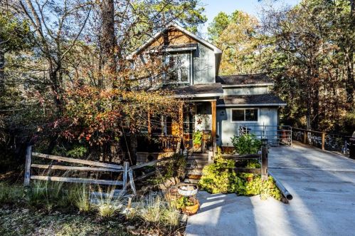 39 Forest Dr, Huntsville, TX 77340-0056