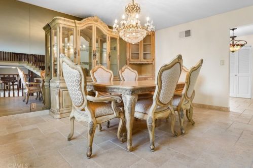 8411 Ives St, Paramount CA 90723-4441 exterior